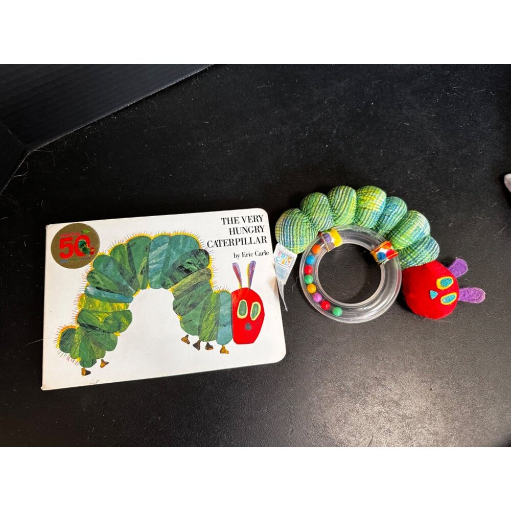 The Very Hungry Caterpillar Board Book and Ring Rattle Eric Carle Lot‎